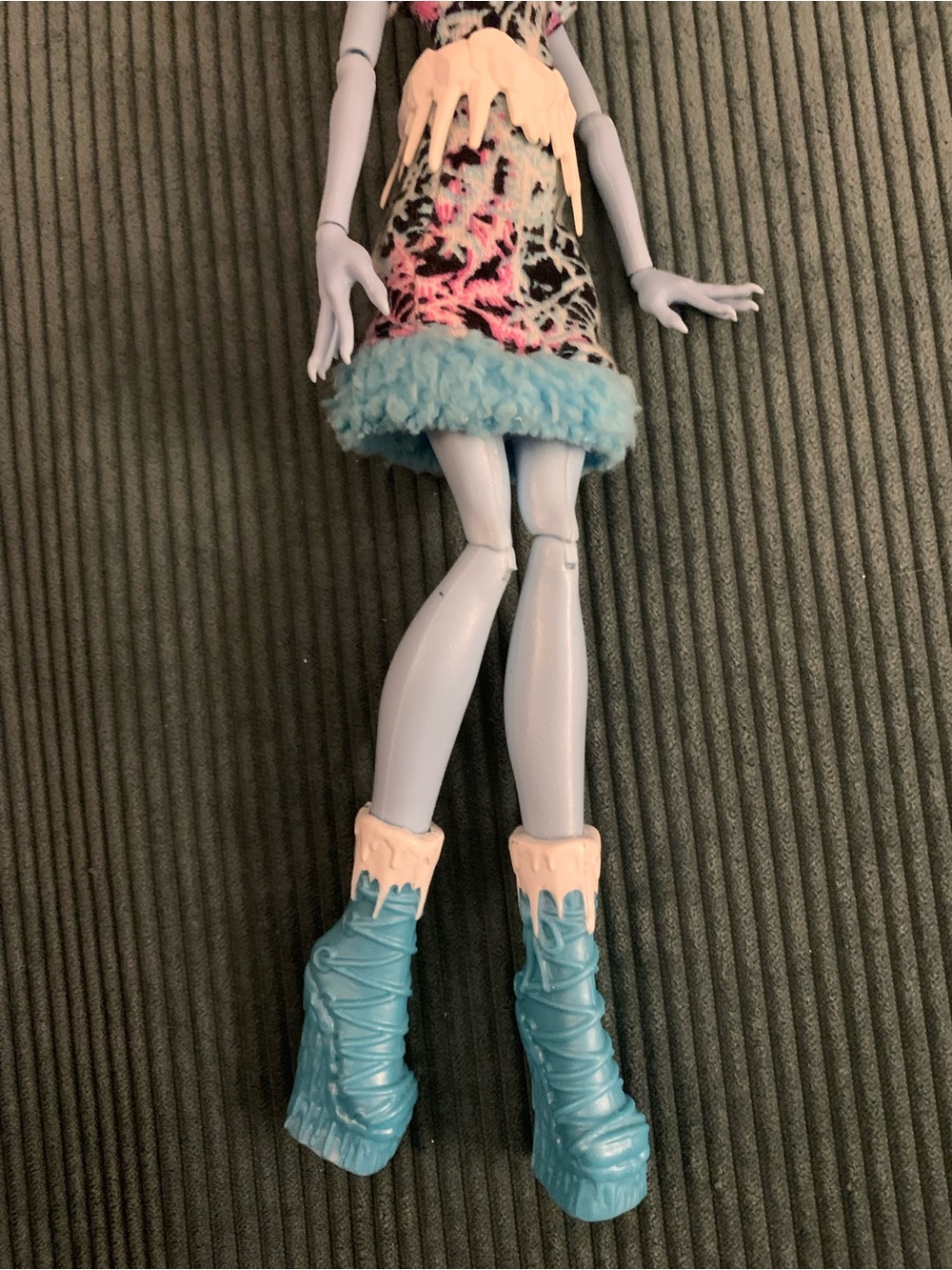 Monster High Abbey Bominable - Picture 4 of 6